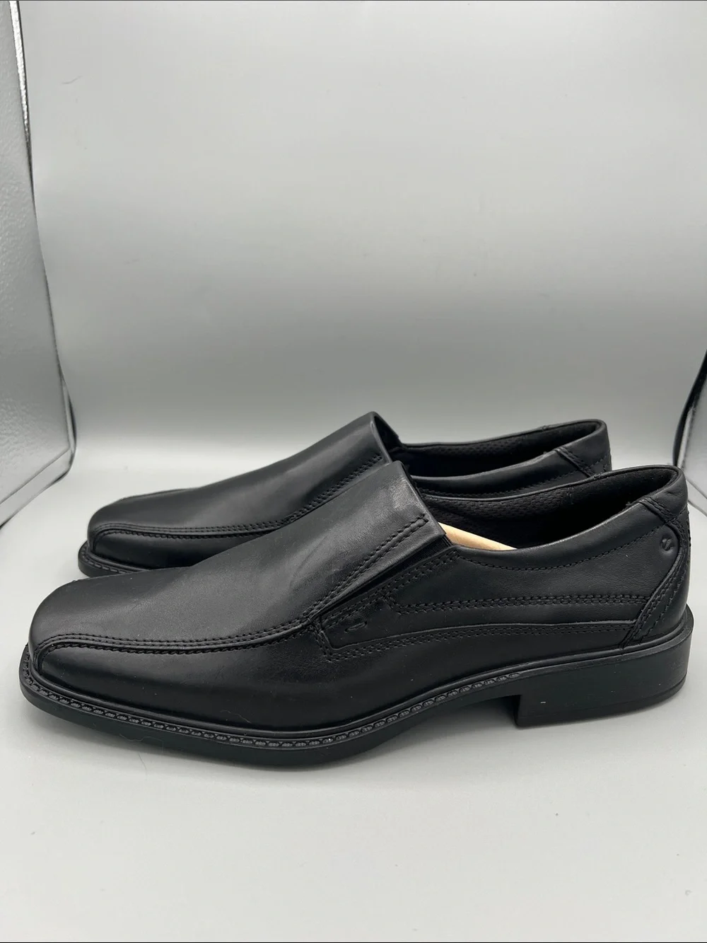 Ecco New Jersey Slip-On Loafers - Black